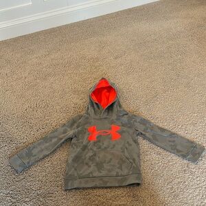 Under Armour Performance Hooded Sweatshirt
